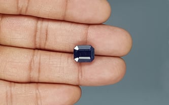 Thailand Blue Sapphire - 7.25 Carat Prime Quality GFBS-20095