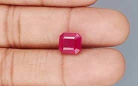 Thailand Ruby - 5.21 Carat Prime Quality BR-7438