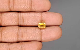 Thailand Yellow Sapphire - 3.68 Carat Prime Quality BYSGF-12217