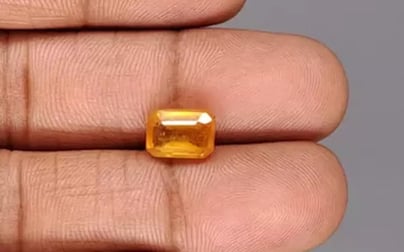 Thailand Yellow Sapphire - 3.88 Carat Prime Quality BYSGF-12124