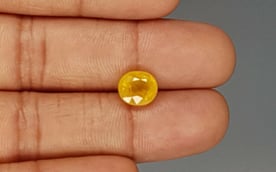 Thailand Yellow Sapphire - 4.07 Carat Prime Quality BYSGF-12060