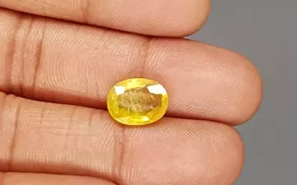 Thailand Yellow Sapphire - 4.79 Carat Prime Quality BYS-6766
