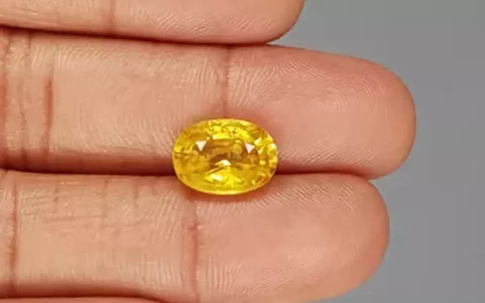 Thailand Yellow Sapphire -  5.75 Carat Limited Quality BYS-6638