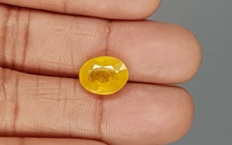 Thailand Yellow Sapphire - 5.89 Carat Fine Quality BYSGF-12026