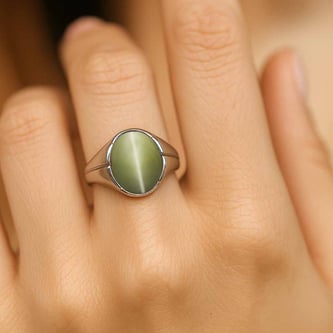 Traditional 925 Silver Cat's Eye (Lehsuniya) Ring for Women