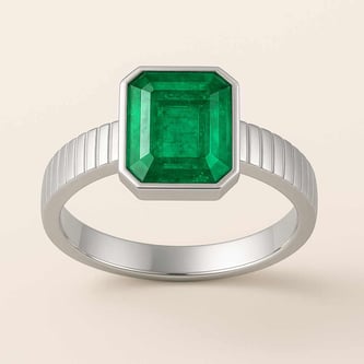 Traditional 925 Silver Emerald (Panna) Ring for Women