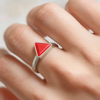 Vintage 925 Sterling Silver Triangle Red Coral Stone Women’s Ring