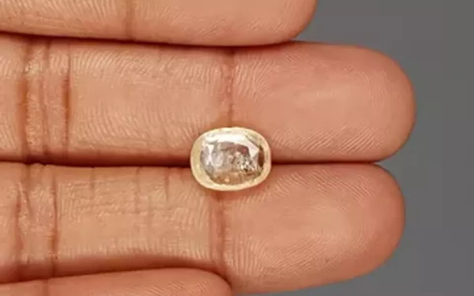 Yellow Sapphire - 3.55 Carat (Ceylon) Prime Quality CYS-3806