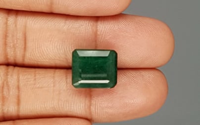 Zambian Emerald - 10.21 Carat Prime Quality EMD-9525