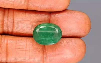 Zambian Emerald - 12.23 Carat Prime Quality EMD-9974