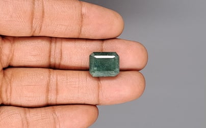 Zambian Emerald - 12.24 Carat Fine Quality EMD-10019