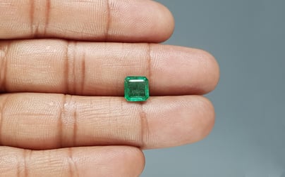 Zambian Emerald - 2.31 Carat Prime Quality EMD-9886
