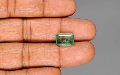 Zambian Emerald - 3.04 Carat Prime Quality EMD-10280
