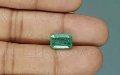 Zambian Emerald - 3.08 Carat Prime Quality EMD-9808