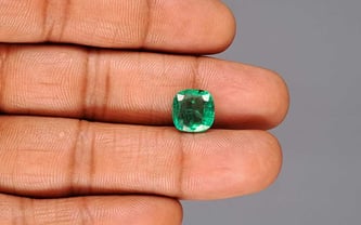 Zambian Emerald - 3.17 Carat Limited Quality EMD-10204