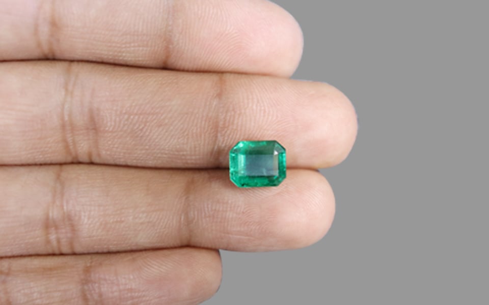 Zambian Emerald - 3.17 Carat Rare Quality EMD-9447