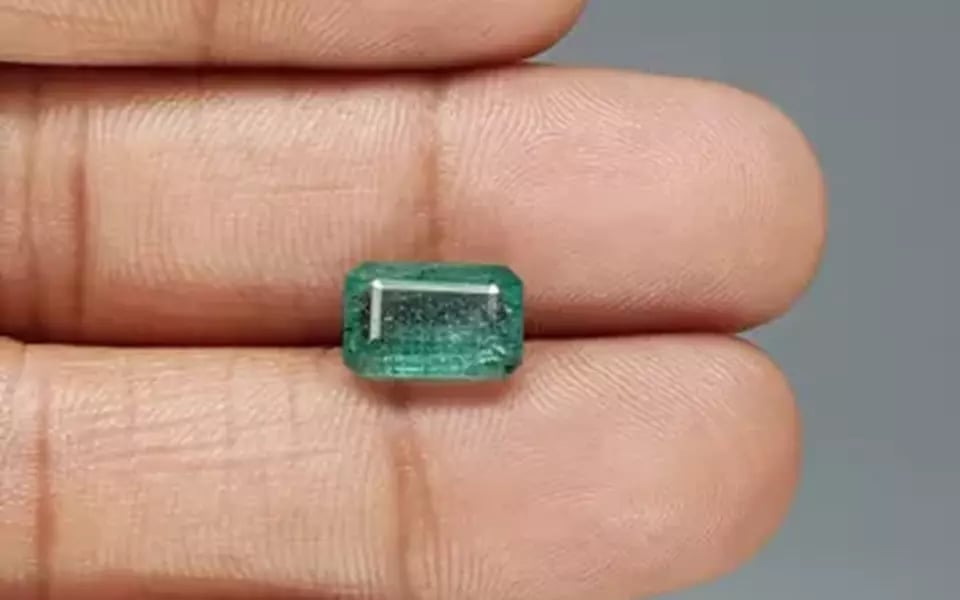 Zambian Emerald - 3.19 Carat Limited Quality EMD-9919