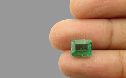 Zambian Emerald - 3.37 Carat Prime Quality EMD-9266