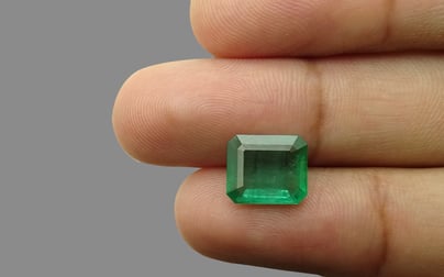 Zambian Emerald - 3.38 Carat Limited Quality EMD-9013
