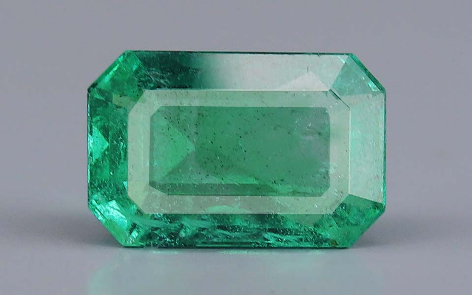 Zambian Emerald - 3.62 Carat Rare Quality EMD-10300