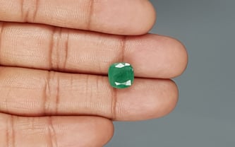 Zambian Emerald - 3.64 Carat Prime Quality EMD-9633