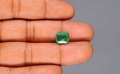Zambian Emerald - 3.85 Carat Limited Quality EMD-10194