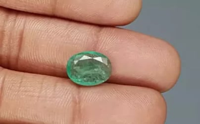 Zambian Emerald - 3.87 Carat Prime Quality EMD-9806