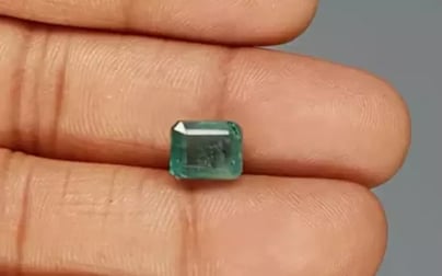 Zambian Emerald - 3.87 Carat Prime Quality EMD-9829