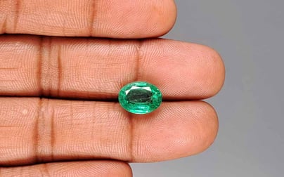 Zambian Emerald - 3.87 Carat Rare Quality EMD-10290