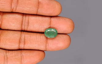 Zambian Emerald - 3.97 Carat Fine Quality EMD-9961