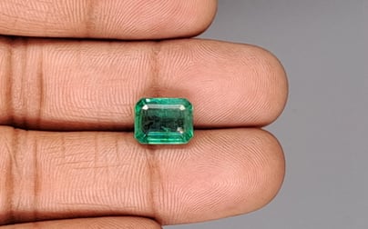 Zambian Emerald - 4.02 Carat Rare Quality EMD-9948