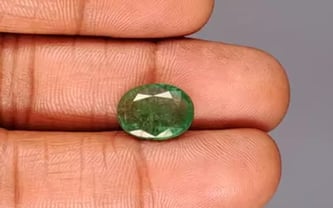 Zambian Emerald - 4.03 Carat Prime Quality EMD-9963