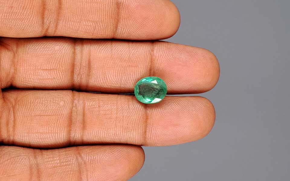 Zambian Emerald - 4.04 Carat Prime Quality EMD-10191