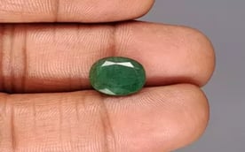 Zambian Emerald - 4.22 Carat Fine Quality EMD-9969