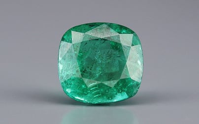 Zambian Emerald - 4.23 Carat Rare Quality EMD-9925
