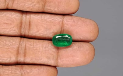 Zambian Emerald - 4.48 Carat Limited Quality EMD-10206