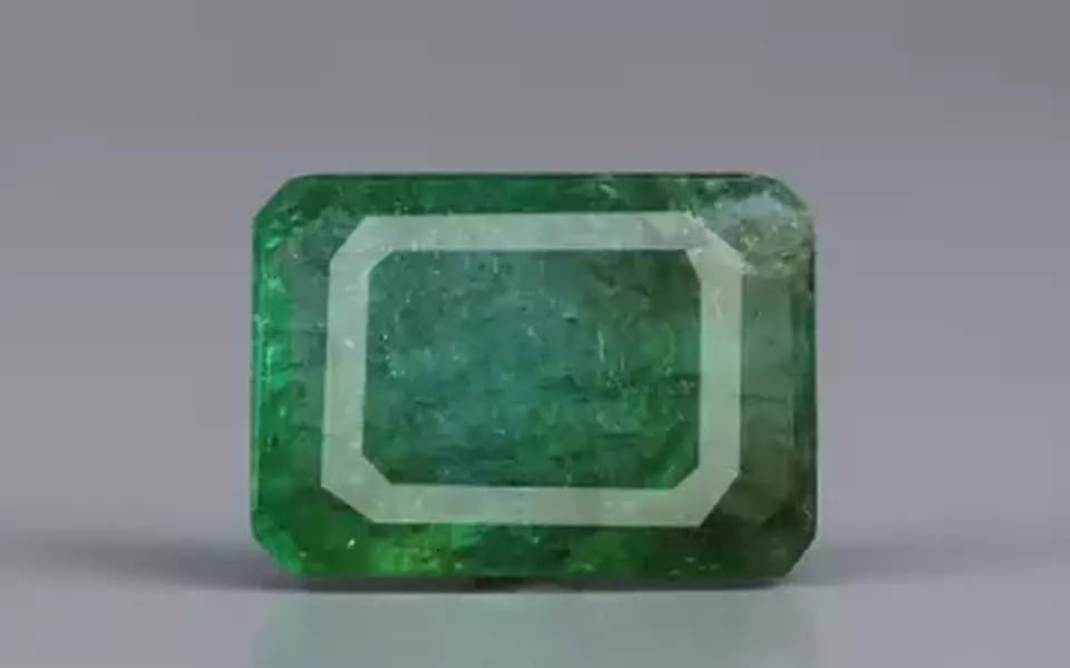 Zambian Emerald - 4.49 Carat Prime Quality EMD-9545