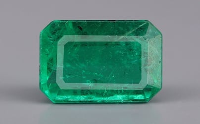 Zambian Emerald - 4.64 Carat Rare Quality EMD-10175