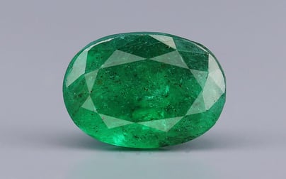 Zambian Emerald - 4.77 Carat Prime Quality EMD-10228