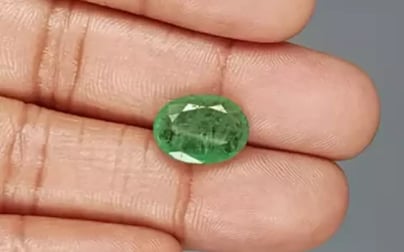 Zambian Emerald - 4.84 Carat Prime Quality EMD-9543