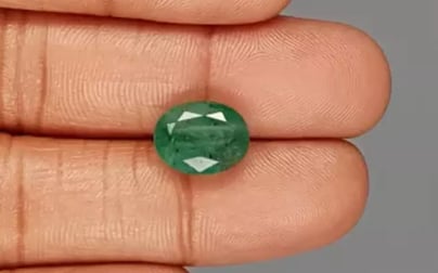 Zambian Emerald - 5.14 Carat Prime Quality EMD-9704