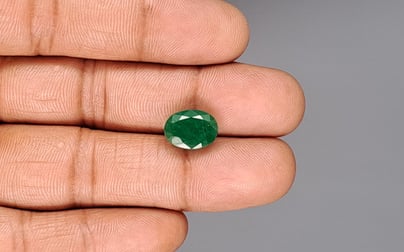Zambian Emerald - 5.2 Carat Fine Quality EMD-10041