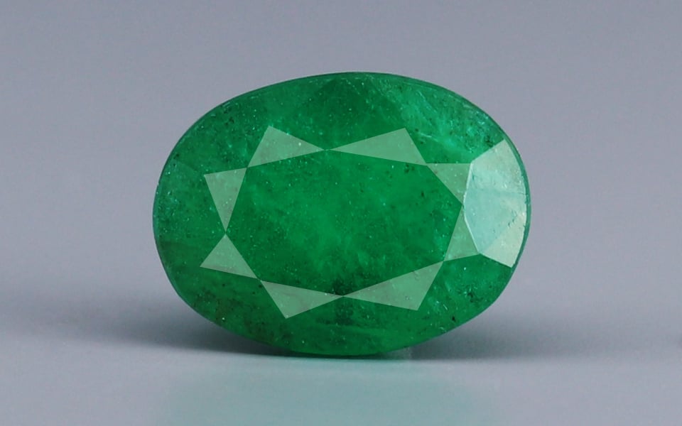 Zambian Emerald - 5.2 Carat Fine Quality EMD-10041