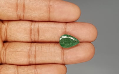Zambian Emerald - 5.42 Carat Prime Quality EMD-9679