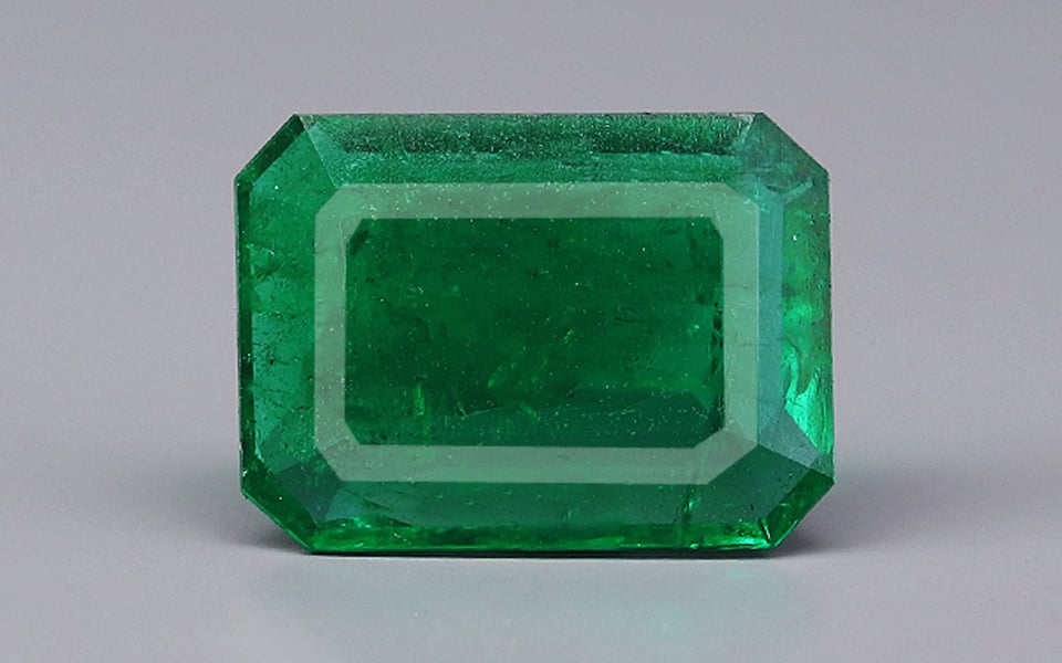 Zambian Emerald - 5.51 Carat Rare Quality EMD-9866