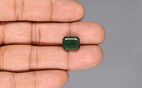 Zambian Emerald - 5.54 Carat Prime Quality EMD-10050