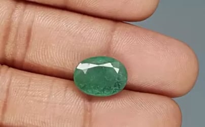 Zambian Emerald - 5.66 Carat Prime Quality EMD-9807