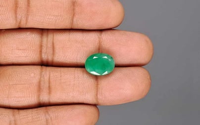 Zambian Emerald - 5.77 Carat Fine Quality EMD-10261