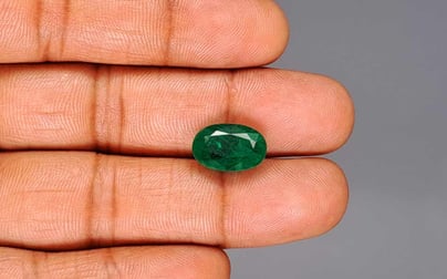 Zambian Emerald - 5.79 Carat Prime Quality EMD-10237