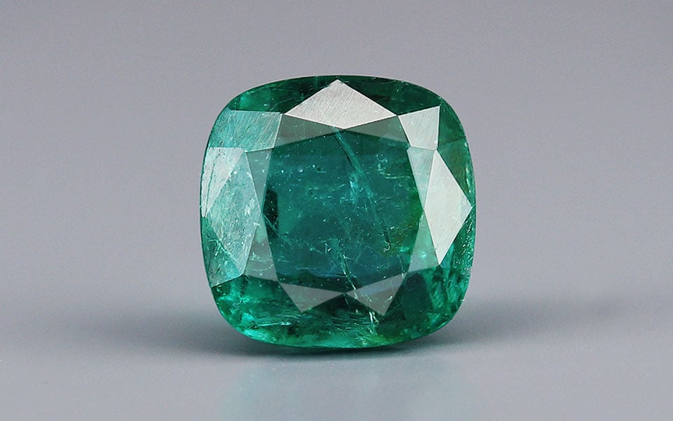 Zambian Emerald - 5.81 Carat Rare Quality EMD-9929